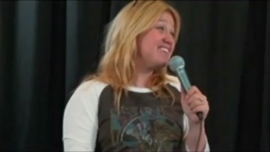 Kelly Clarkson: The All American Girl
