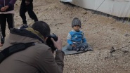 Picturing War
