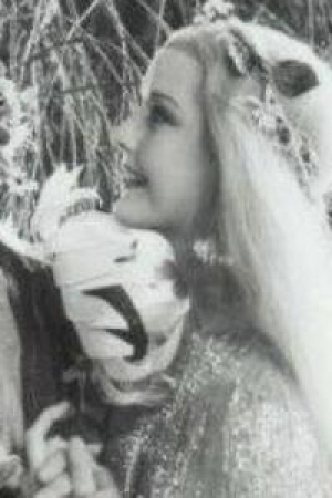 Anita Louise