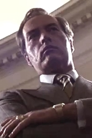 Powers Boothe