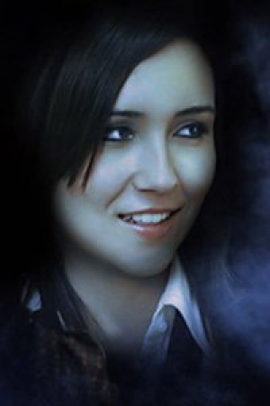 Shannon Woodward