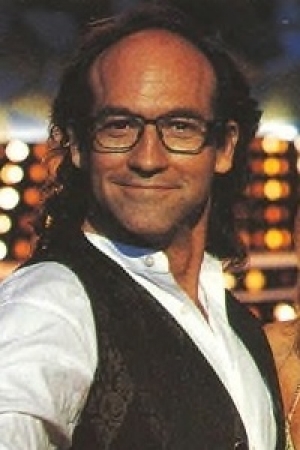 Chuck Russell