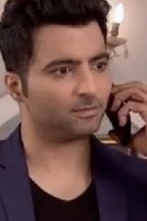 Arya Nikkhil