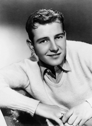 Tom Drake