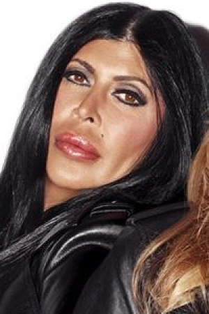 Angela Raiola